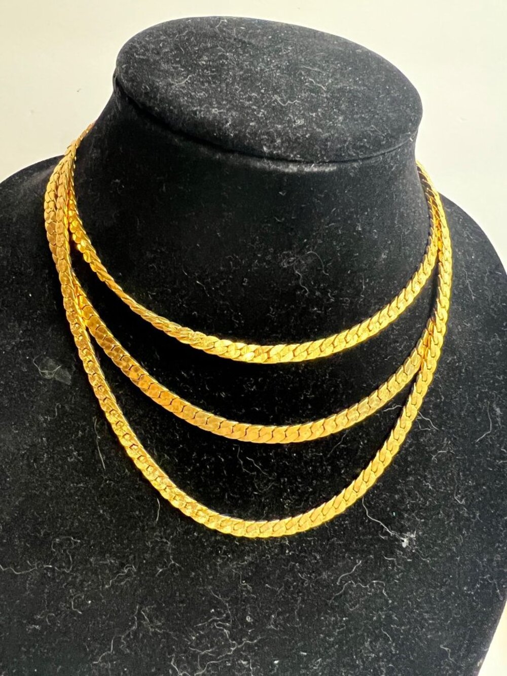 Goldette Gold Tone Triple Chain Necklace Textured Braided Vintage Clasp - Picture 4 of 9